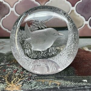 Vintage Mats Jonasson‎ of Sweden - Art Glass - Wren Bird Paperweight - Signed